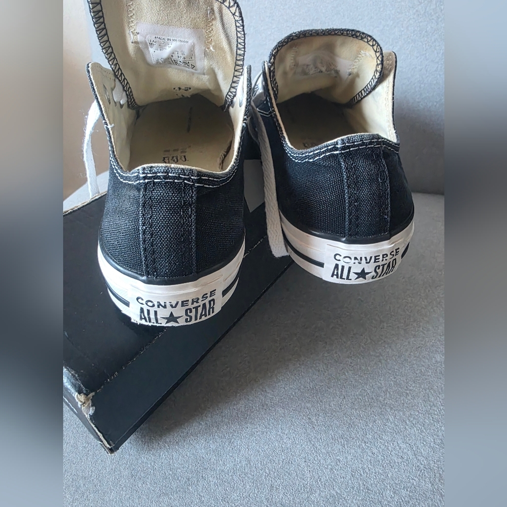 Converse Black/White Low Top All Star No photo of size info avail. Faded Shoe - Picture 2 of 6